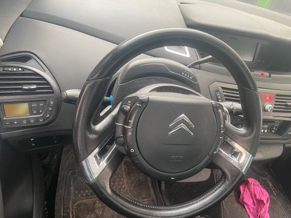 Citroen C4 (2) 2.0 HDI 138 FAP CONFORT BMP6