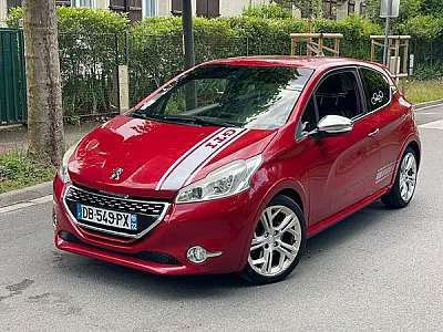 Peugeot 208 1.6 THP 200 GTI 3P