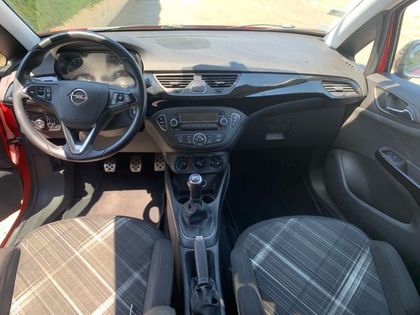 Opel Corsa IV (2) 1.4 TWINPORT 100 COLOR EDITION 3P