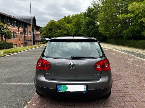 Volkswagen Golf V 1.9 TDI 105 CARAT DSG AUTO 6850 €