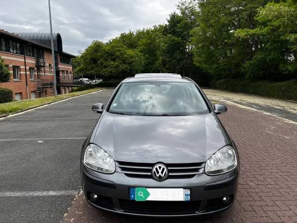Volkswagen Golf V 1.9 TDI 105 CARAT DSG AUTO 6850 €