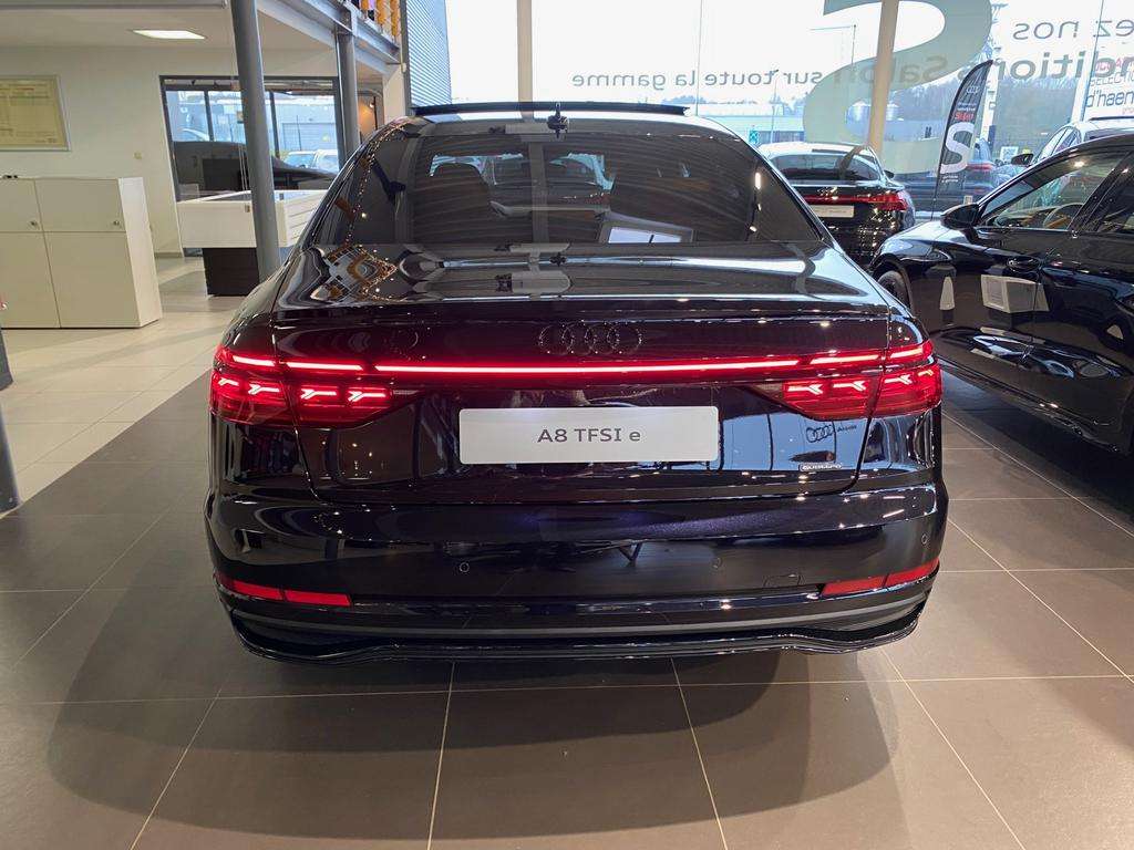 Audi A8 Audi A8 HYBRIDE 60 TFSI e quattro 340(462) kW(ch) tiptronic