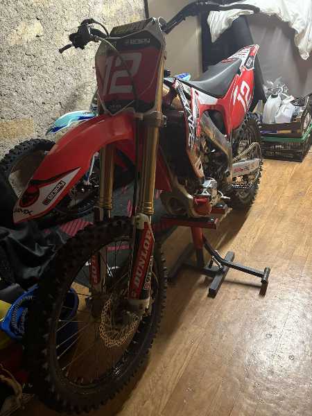 HONDA CRF R