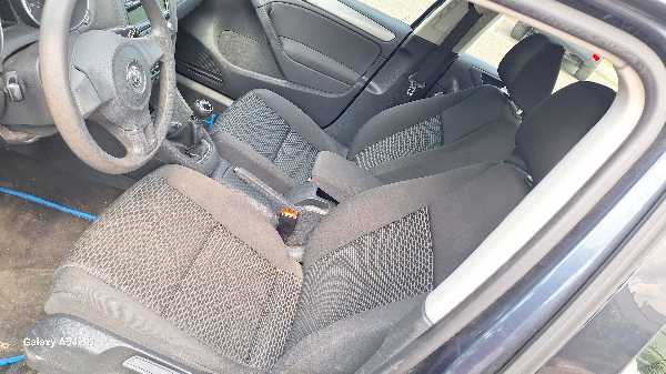 Volkswagen Golf VI 2.0 TDI 110 Ttendline manuelle carnet suivi