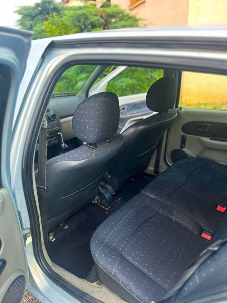 Renault Clio III 1.4 16V 100 EXCEPTION 5P