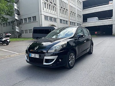 Renault Scenic II (2) 1.6 16V 110 DYNAMIQUE