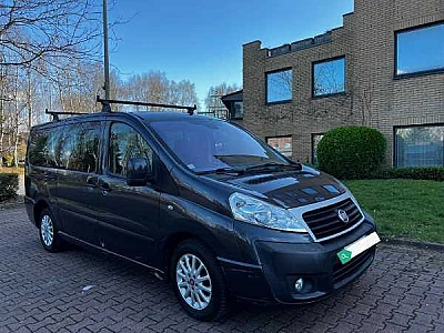 Fiat Scudo Fiât scudo 2.0 hdi panorama 8 places rallongé carnet