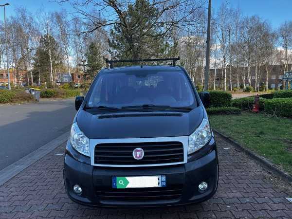 Fiat Scudo Fiât scudo 2.0 hdi panorama 8 places rallongé carnet