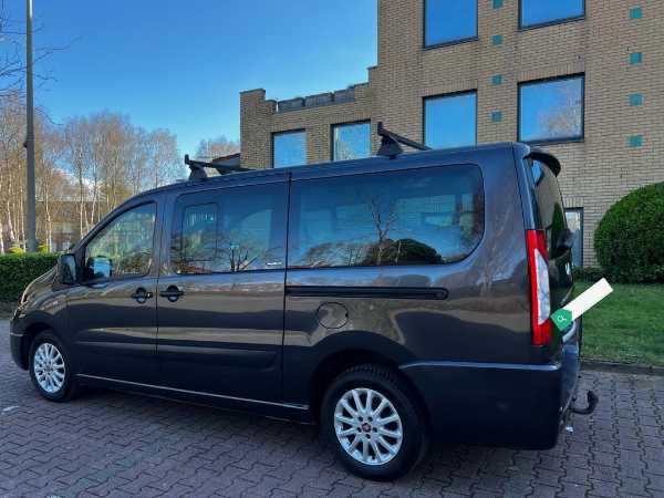 Fiat Scudo Fiât scudo 2.0 hdi panorama 8 places rallongé carnet