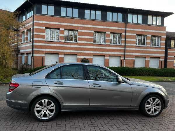 Mercedes-Benz Classe C Mercedes Classe C 220 Cdi avant-garde boite auto carnet