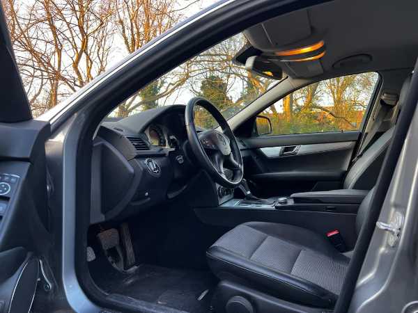 Mercedes-Benz Classe C Mercedes Classe C 220 Cdi avant-garde boite auto carnet