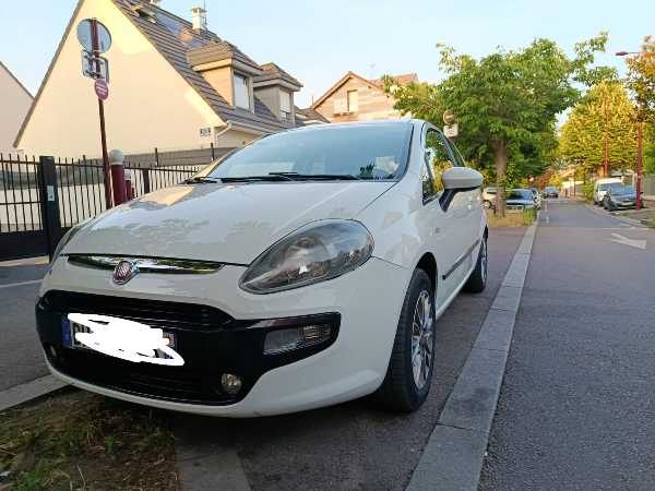 Fiat Punto Evo 1.3 MULTIJET 75 S&amp;S DPF DYNAMIC 5P