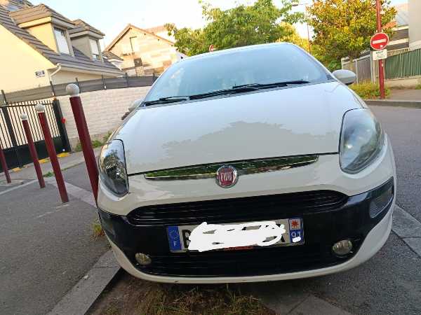 Fiat Punto Evo 1.3 MULTIJET 75 S&amp;S DPF DYNAMIC 5P