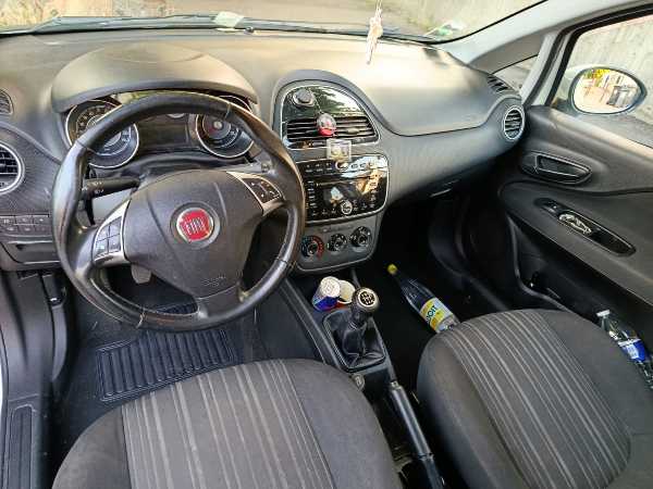 Fiat Punto Evo 1.3 MULTIJET 75 S&amp;S DPF DYNAMIC 5P