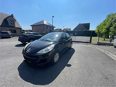 Peugeot 207 1.4 HDI 70 STYLE BLUE LION 5P