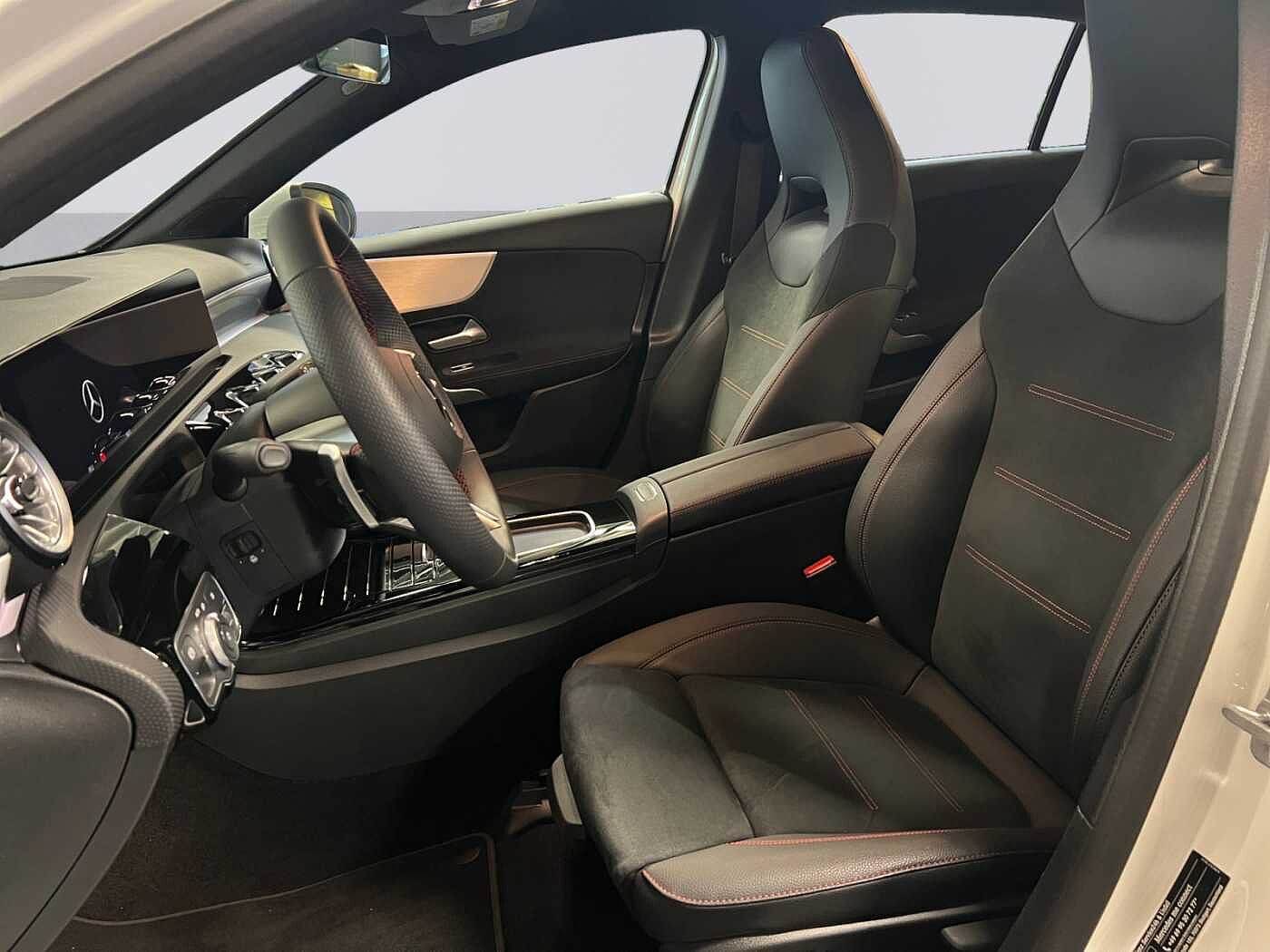 Mercedes-Benz A 200  d AMG Line