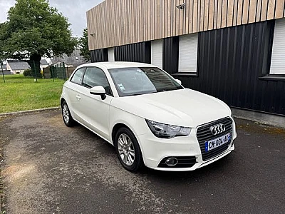 Audi A1 AUDI A1 1.6 TDI 90 Ch ATTRACTION