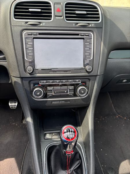 Volkswagen Golf VI CABRIOLET 1.4 TSI 160 CARAT EDITION