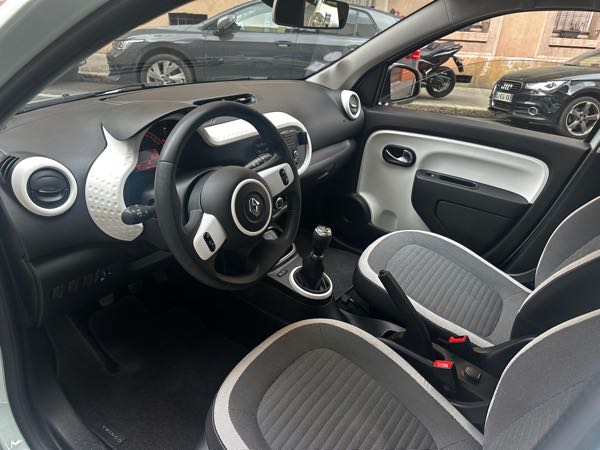 Renault Twingo III (2) 1.0 SCE 75 ZEN
