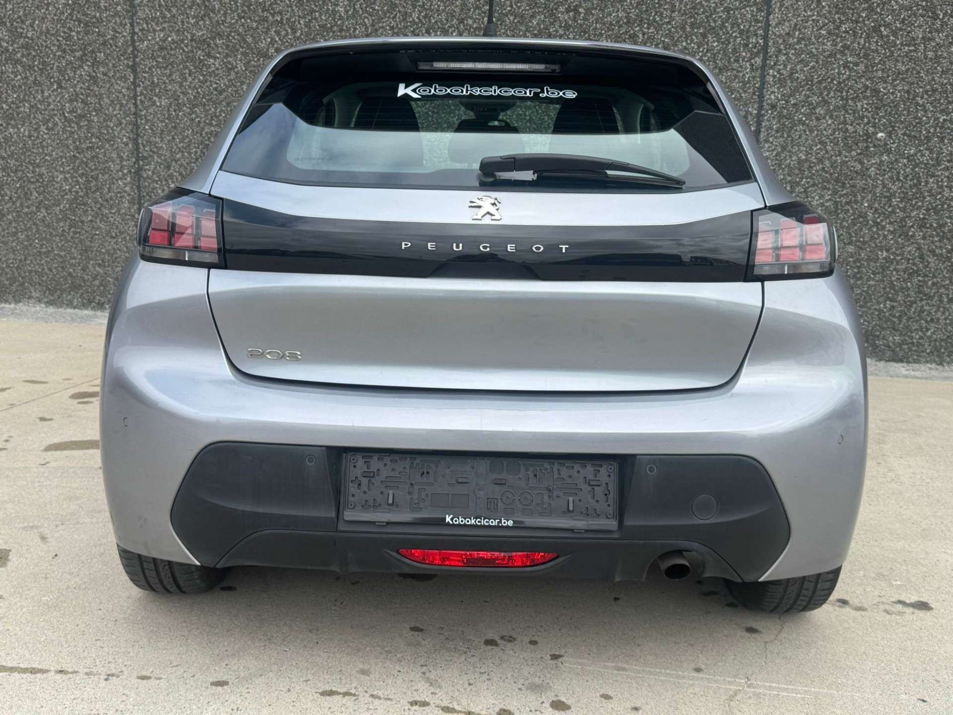 Peugeot 208 1.2i//59.000 KM// FULL CARNET//CARPLAY/GARANTIE