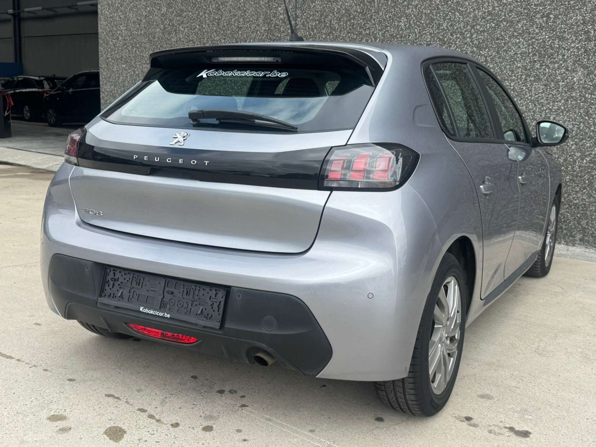 Peugeot 208 1.2i//59.000 KM// FULL CARNET//CARPLAY/GARANTIE