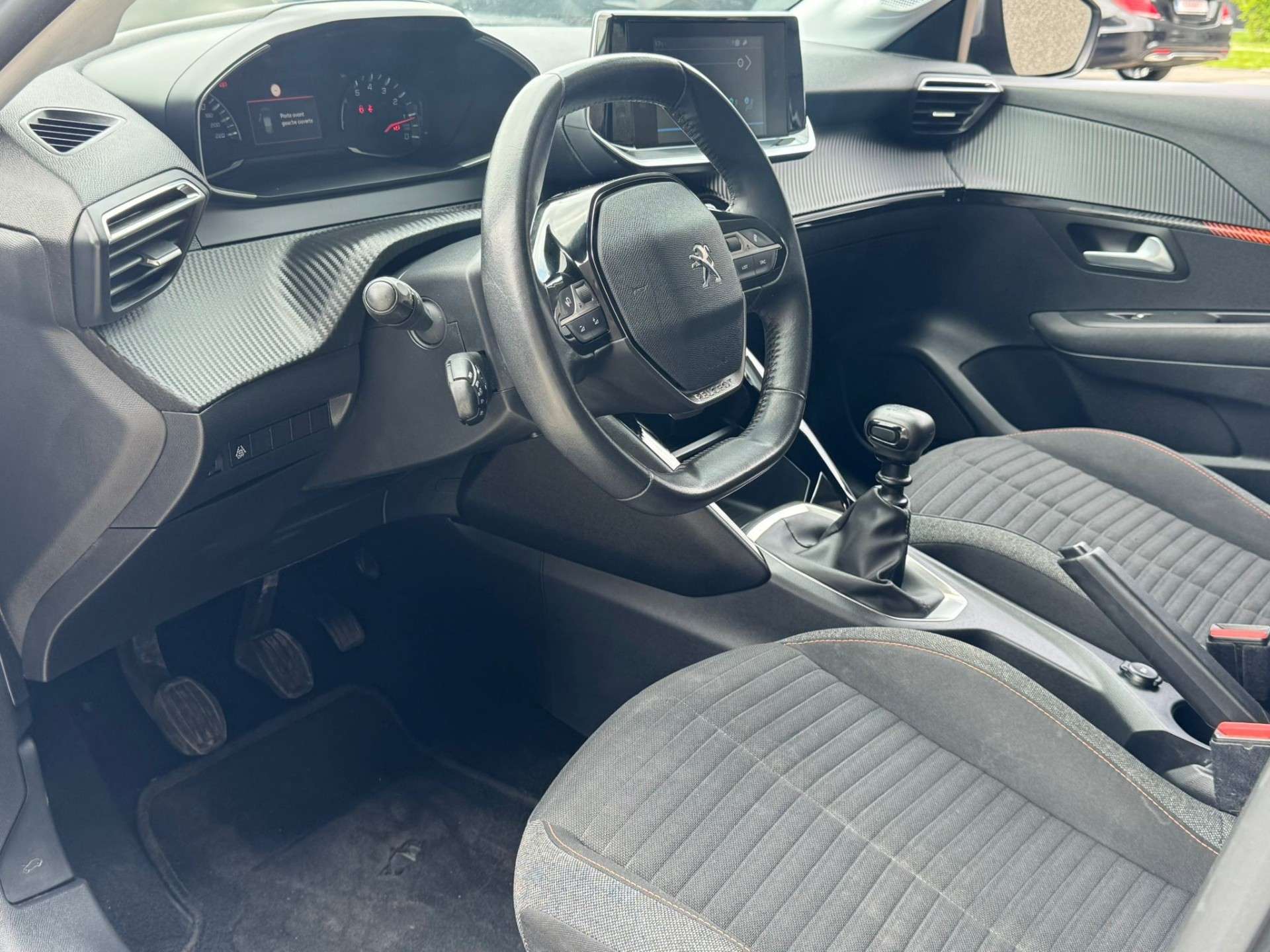Peugeot 208 1.2i//59.000 KM// FULL CARNET//CARPLAY/GARANTIE
