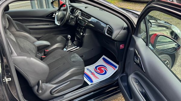 Citroen Ds3 1.6 THP 155 SPORT CHIC