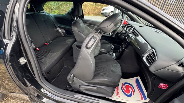 Citroen Ds3 1.6 THP 155 SPORT CHIC