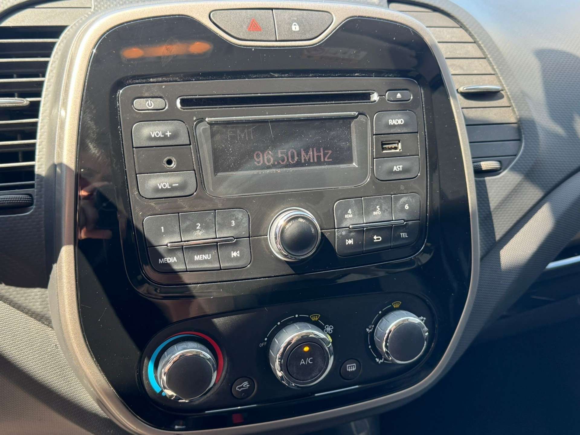 Renault Captur 0.9 TCe Energy Intens//CRUISE//USB/CLIM/GARANTIE