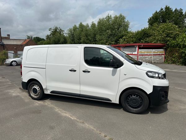 Fiat Scudo 1.5D FOURGON TOLE DYNAMIC H1-L2