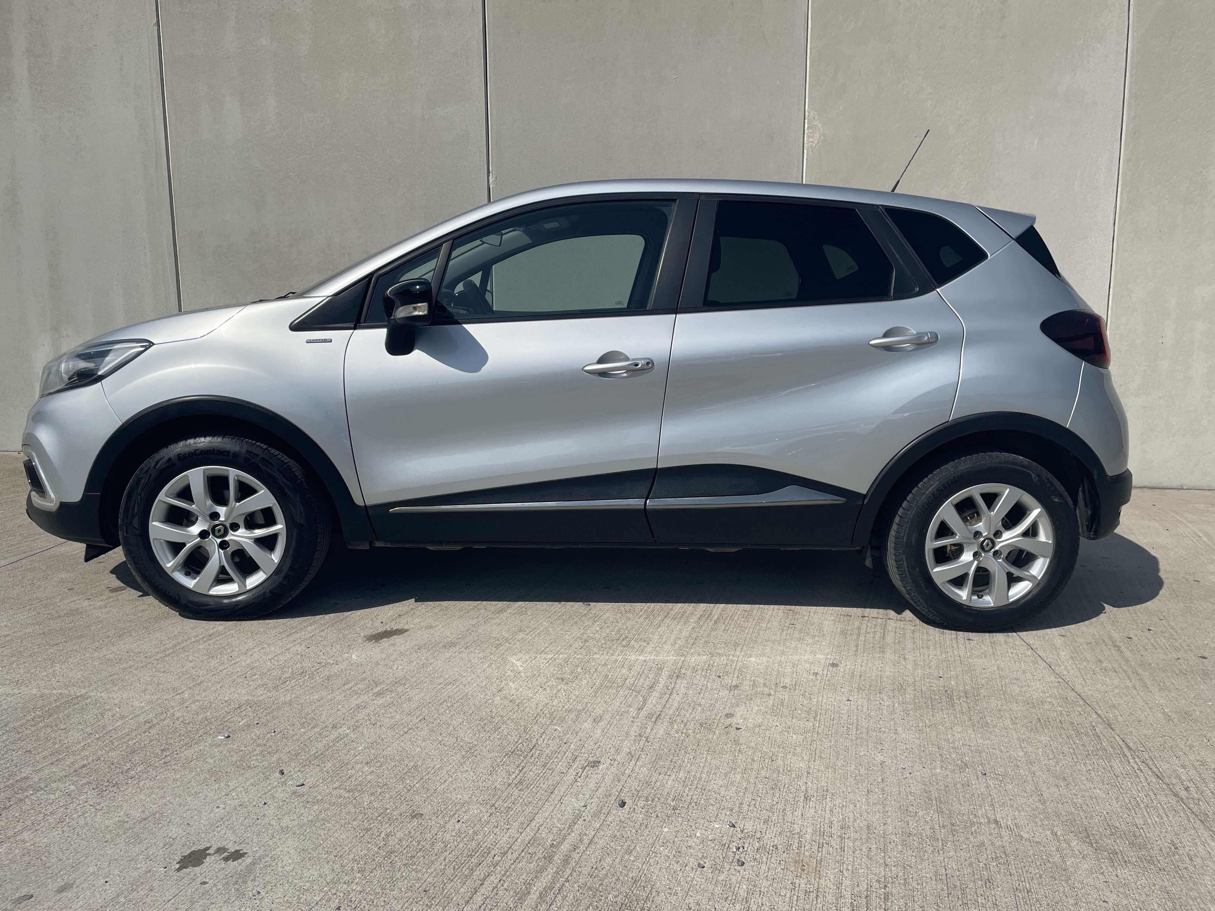 Renault Captur 0.9 TCe Limited/GPS/CLIMATISATION/CRUISE/LIMITEUR