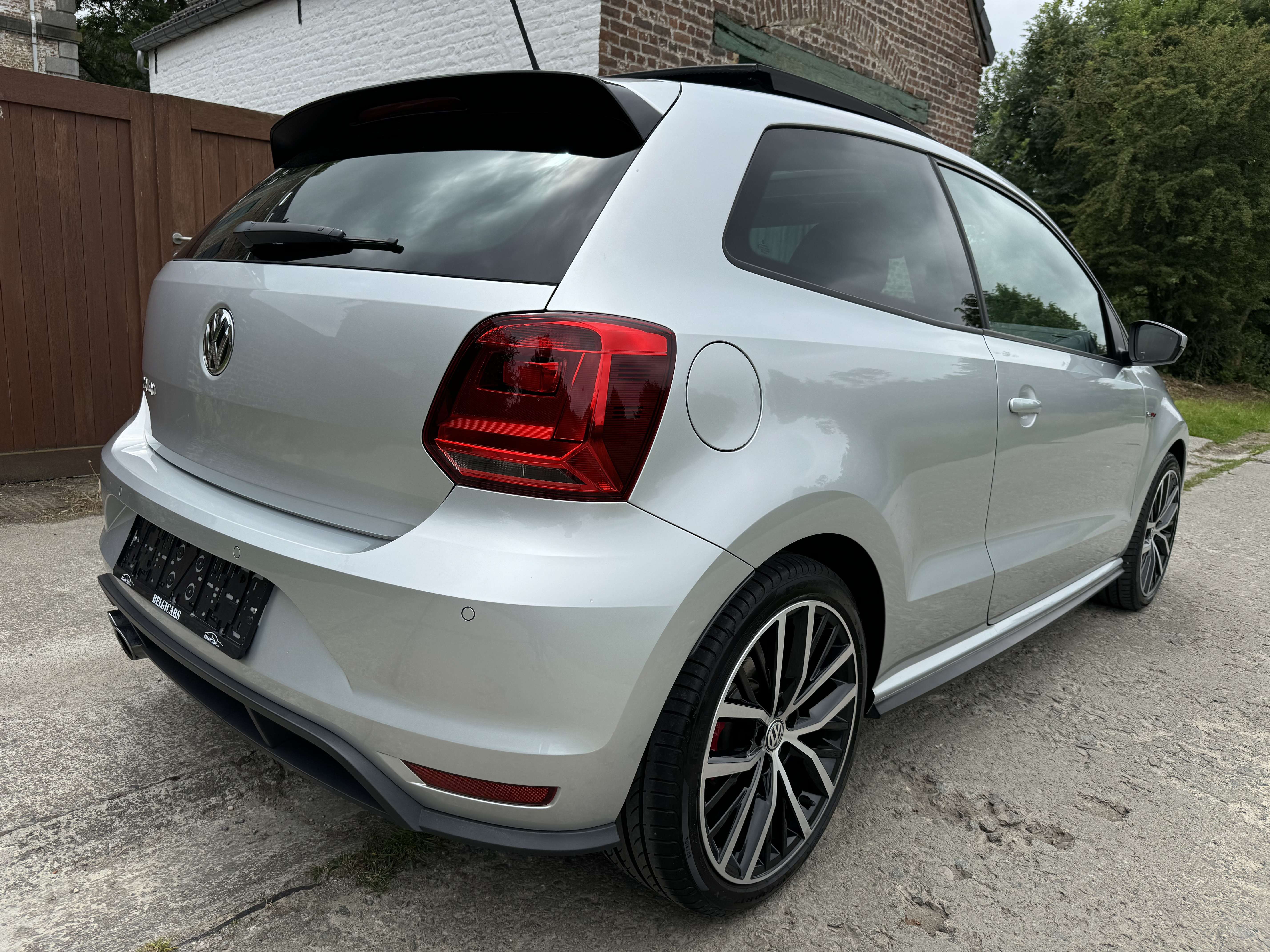 Volkswagen Polo GTI 1.8 TSI DSG * PANO * GPS * RARE TROIS PORTES*