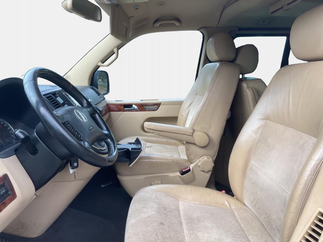 Volkswagen Multivan 2.5 TDI 174 FAP Carat Tiptronic (7pl)