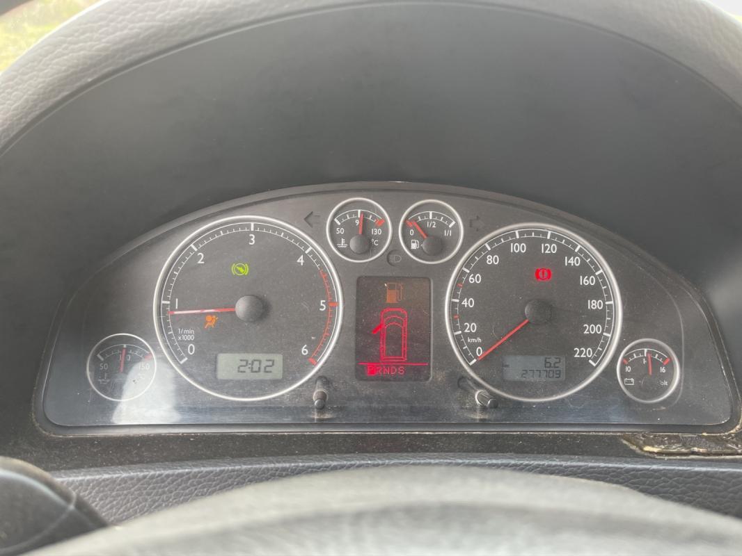 Volkswagen Multivan 2.5 TDI 174 FAP Carat Tiptronic (7pl)