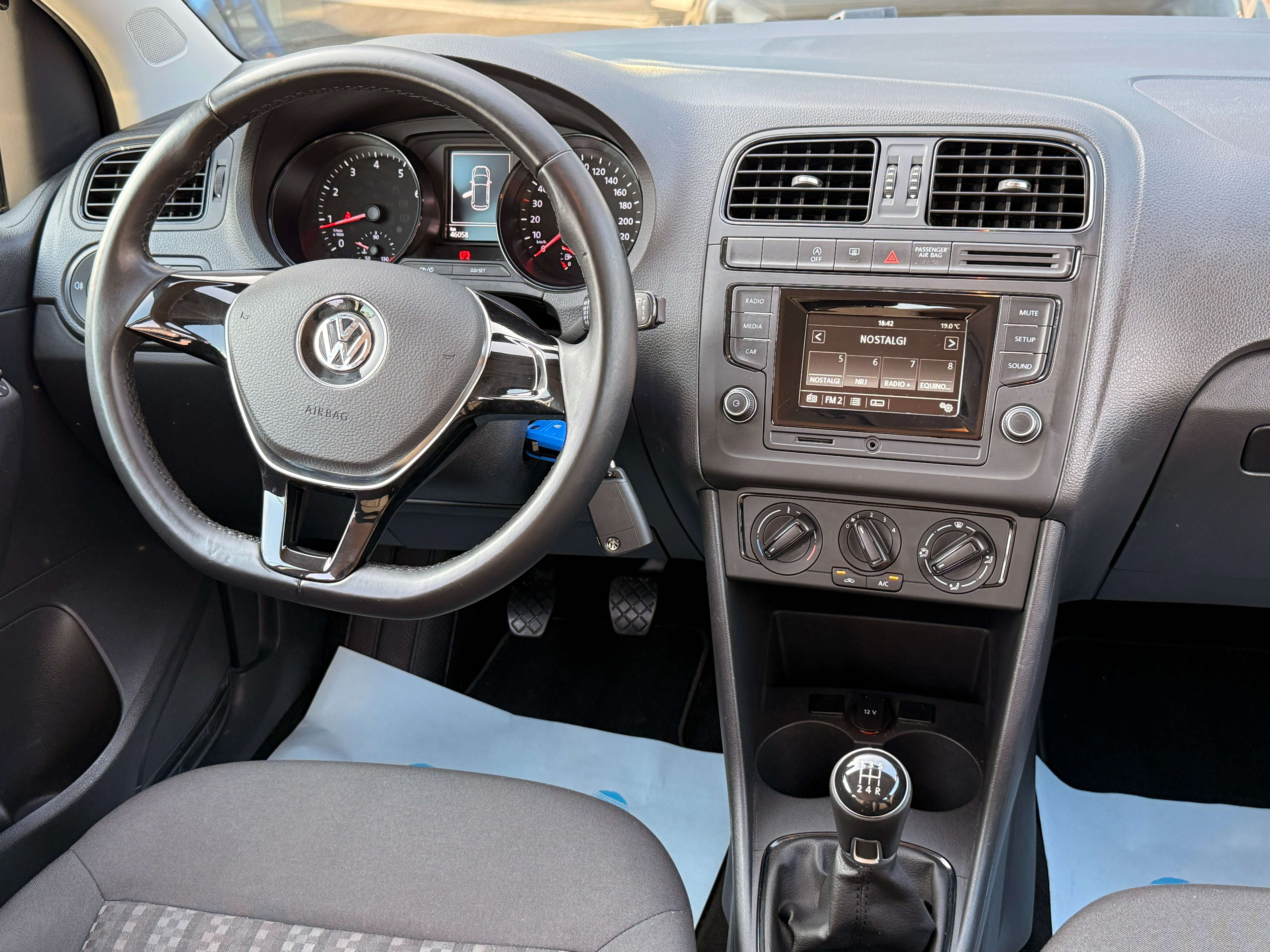 Volkswagen Polo 1.0i*Trendline*Garantie 12 Mois*Airco*Ecran*Euro6b