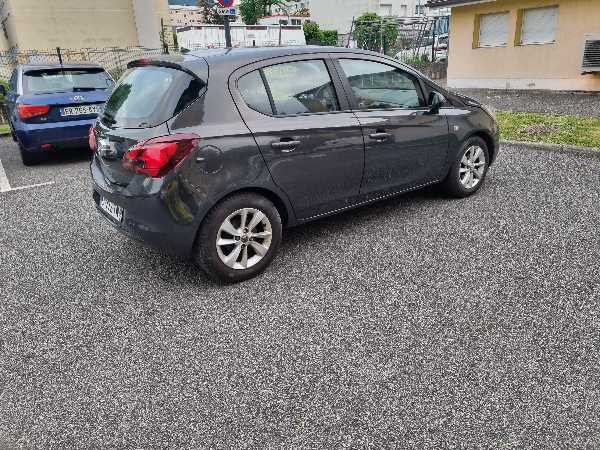 Opel Corsa V 1.4 90 BLACK EDITION 5P
