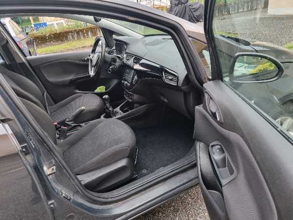 Opel Corsa V 1.4 90 BLACK EDITION 5P