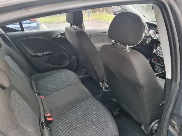 Opel Corsa V 1.4 90 BLACK EDITION 5P