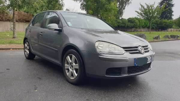 Volkswagen Golf V 1.9 TDI 90 CONFORT 5P