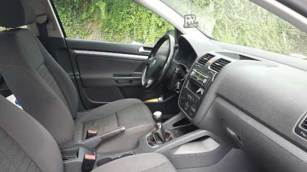 Volkswagen Golf V 1.9 TDI 90 CONFORT 5P