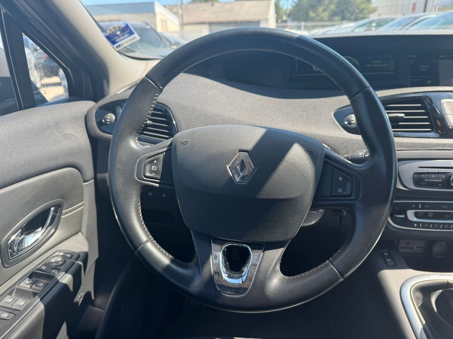 Renault SCENIC III 1.2 TCE 130CH ENERGY LOUNGE 2015