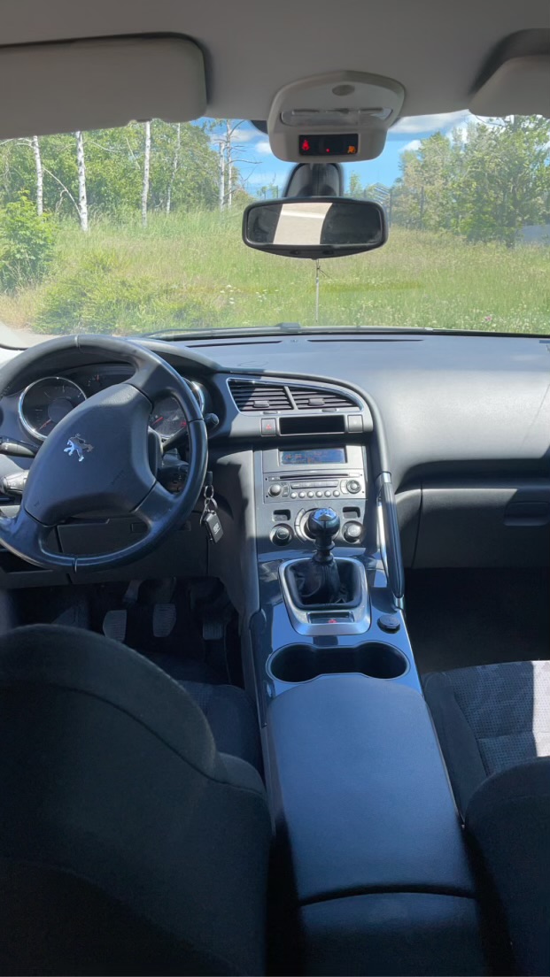 Peugeot 3008 1.6 HDI 112 FAP STYLE
