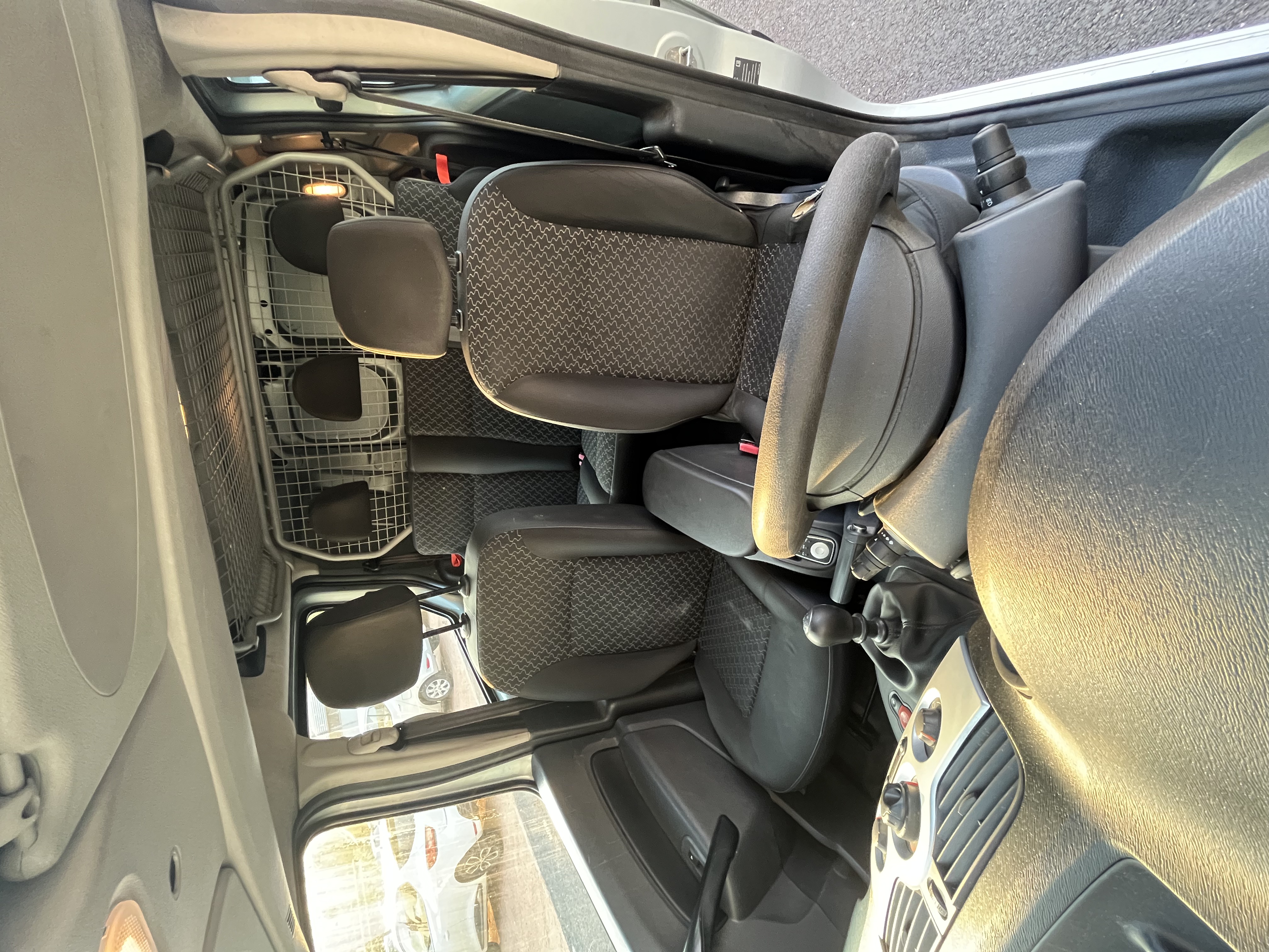 Renault Kangoo Express II (2) GRAND VOLUME EXTRA R-LINK ENERGY DCI 110