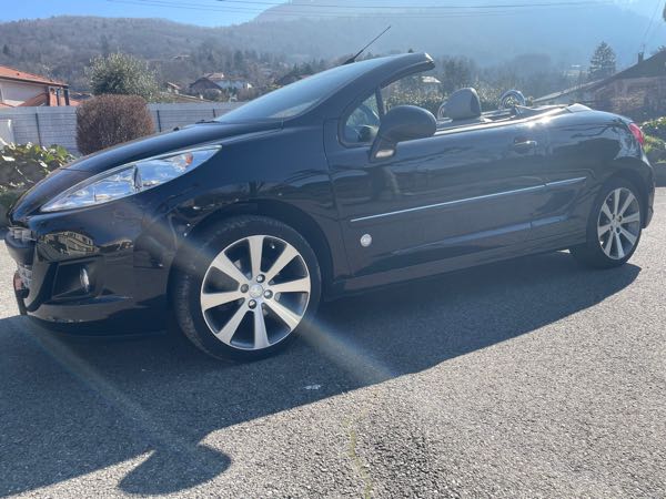 Peugeot 207 (2) CC 1.6 VTI 16V 120 ROLAND GARROS