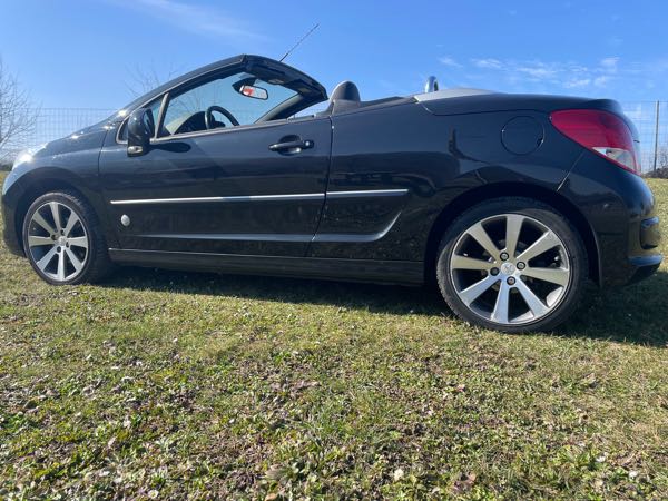 Peugeot 207 (2) CC 1.6 VTI 16V 120 ROLAND GARROS
