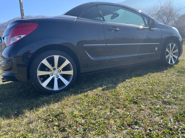 Peugeot 207 (2) CC 1.6 VTI 16V 120 ROLAND GARROS