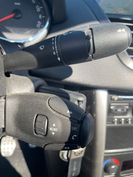 Peugeot 207 (2) CC 1.6 VTI 16V 120 ROLAND GARROS