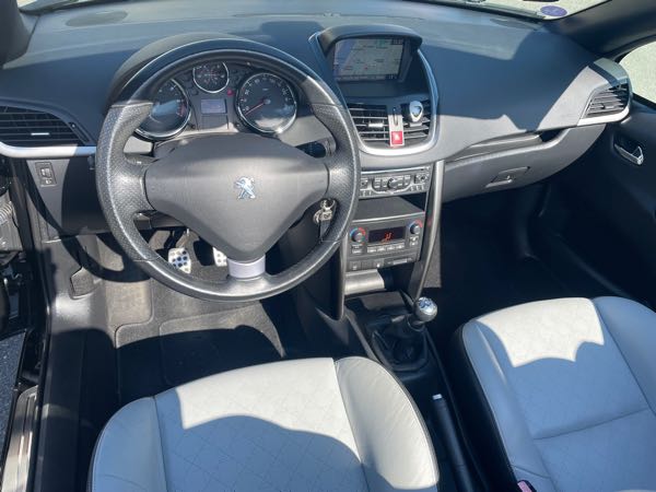Peugeot 207 (2) CC 1.6 VTI 16V 120 ROLAND GARROS