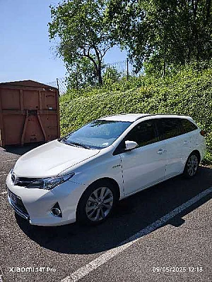 Toyota Auris Toyota Auris hybride ts 136cv