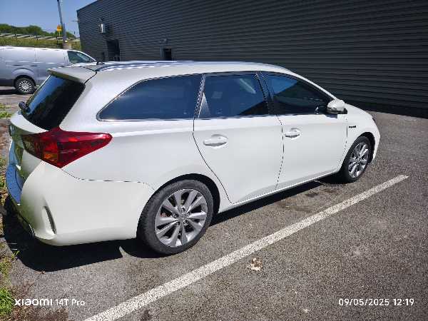 Toyota Auris Toyota Auris hybride ts 136cv